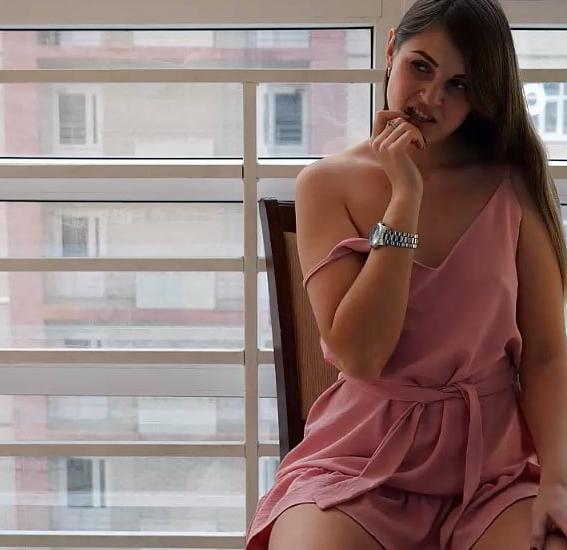 23P Window and balcony women