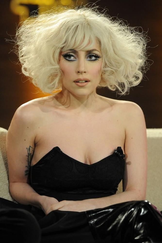 25P Gaga makes me shoot cum