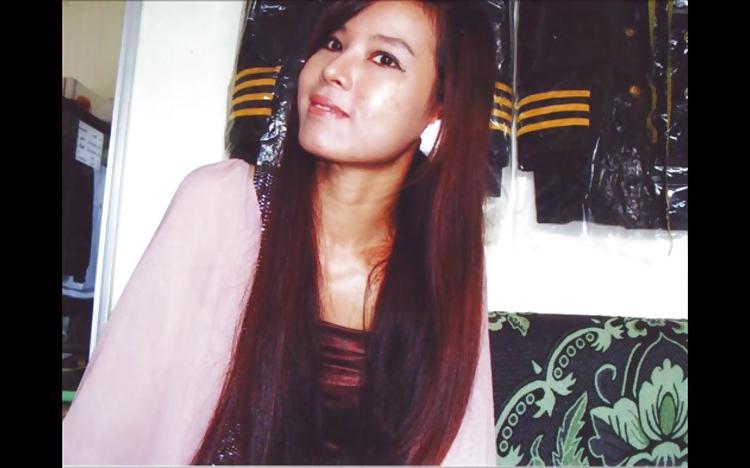 15P Leaked Asian air stewardess pics!