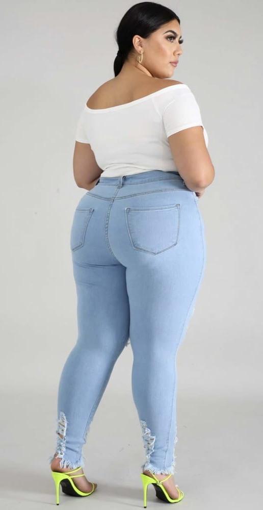 25P Juicy wide hips pear booty latina ass rabuda gostosa jeans