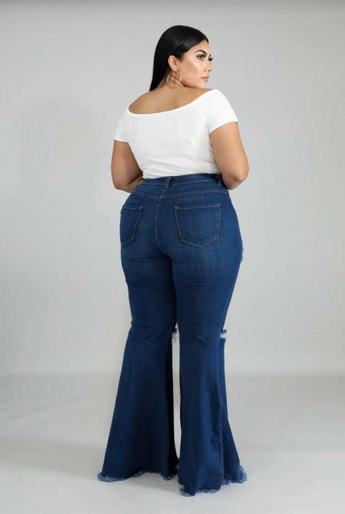 25P Juicy wide hips pear booty latina ass rabuda gostosa jeans