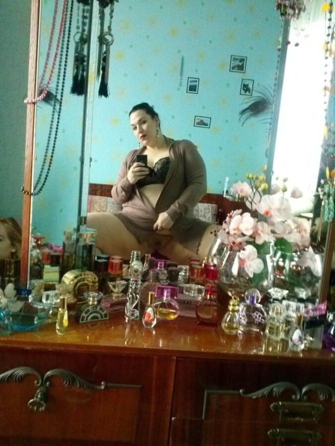 25P Russian amateur mature mom - 9