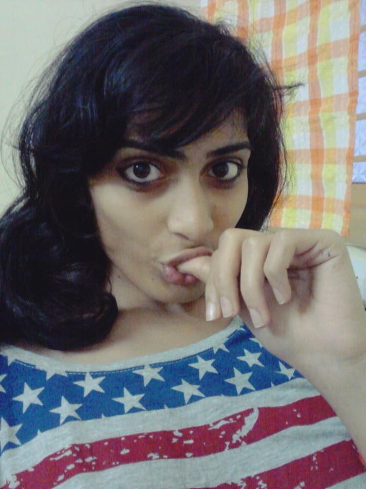 25P Sri Lanka girl 25