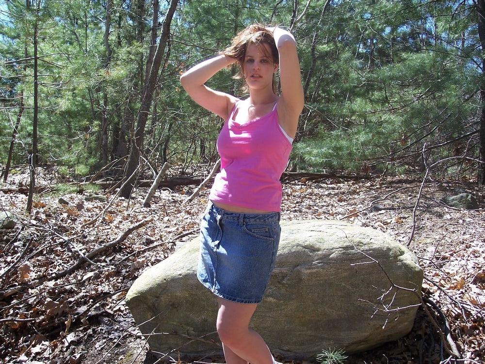 25P Amateur Babe's Big Boobs