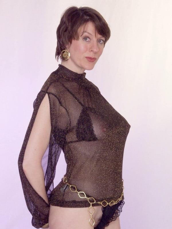 25P mature english babe