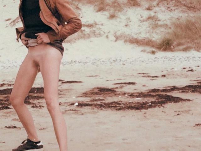 25P Les salopes francaises 2563 (Justine)