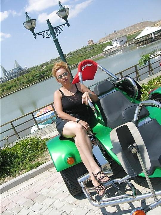 11P Turkish Mom Motorcycle