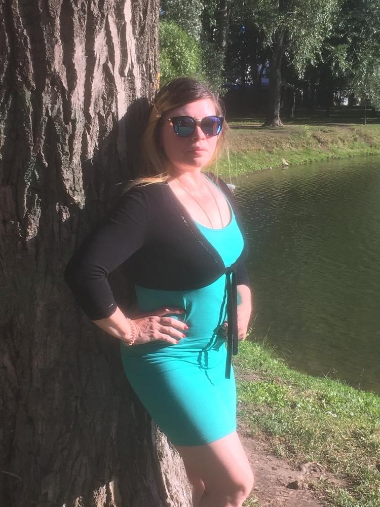 25P delicious sexy mom Elvira