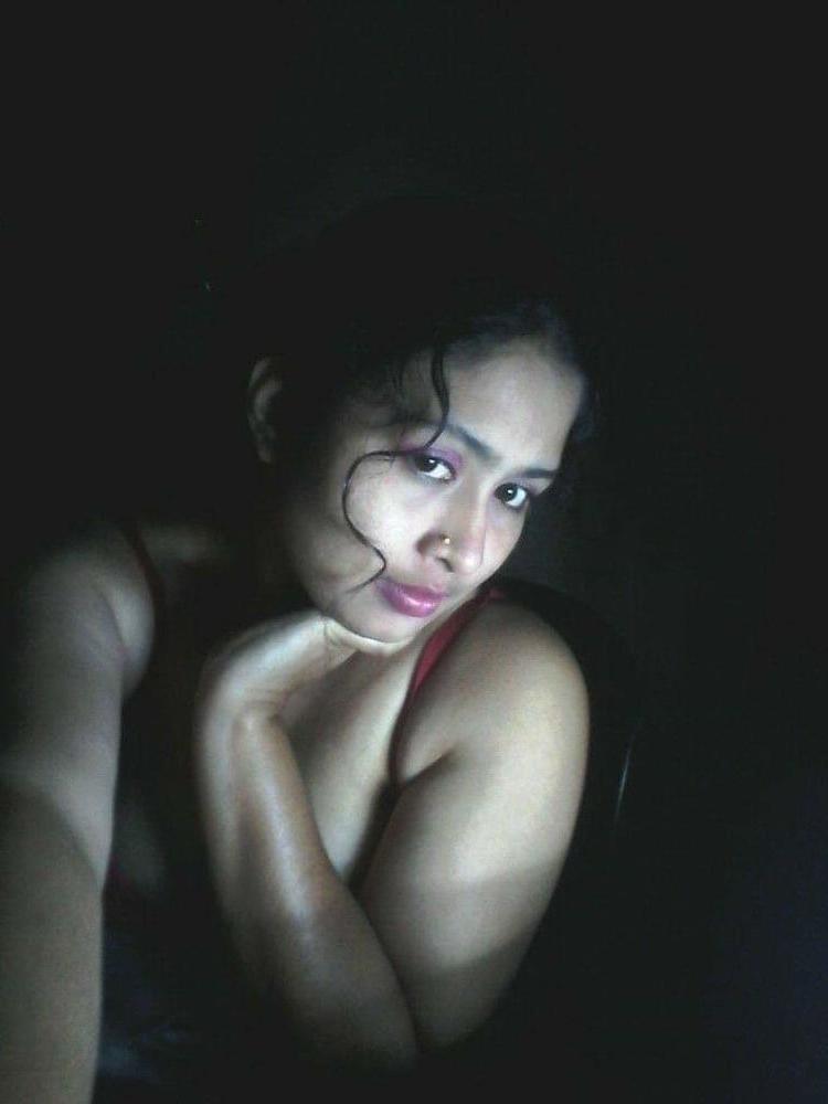 16P Desi villager big boobs aunty