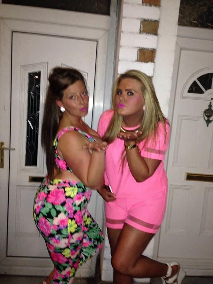 11P Big boobs Welsh MILF Amy.