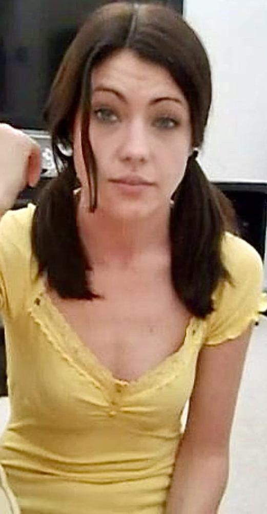 25P Beautiful Felicia Loves Cock and Cum