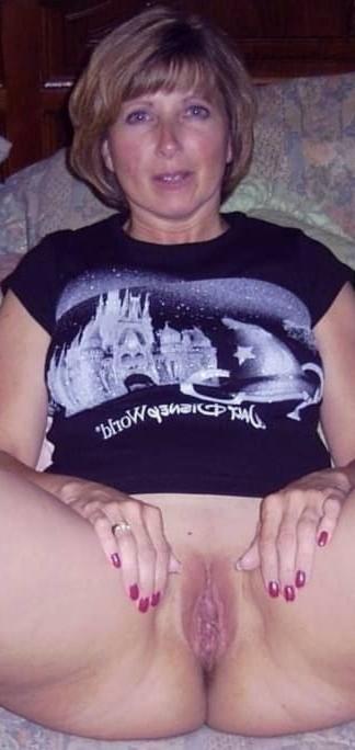 25P Gallery 121: Amateur Older Ladies