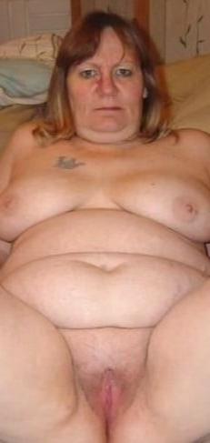 25P Gallery 121: Amateur Older Ladies