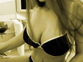 15P Queeny: Fake Tit Cum Whore