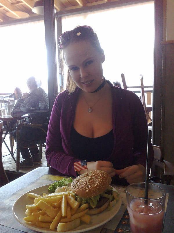 15P Queeny: Fake Tit Cum Whore