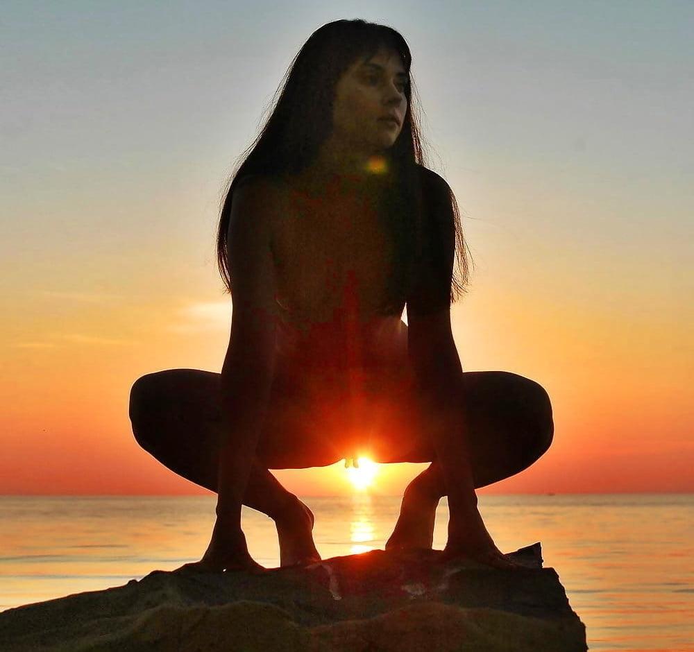 25P Erotic Girls in a Beautyful Sunset - Session 5