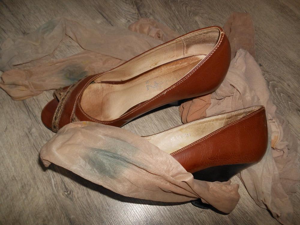 11P My wife's well worn pantyhose and shoes for cum