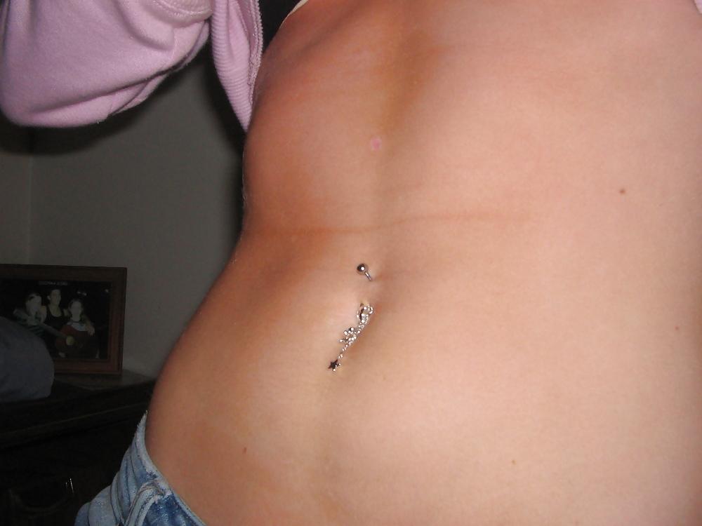 20P NAVEL PIERCED HOTYY by COOLBUDY