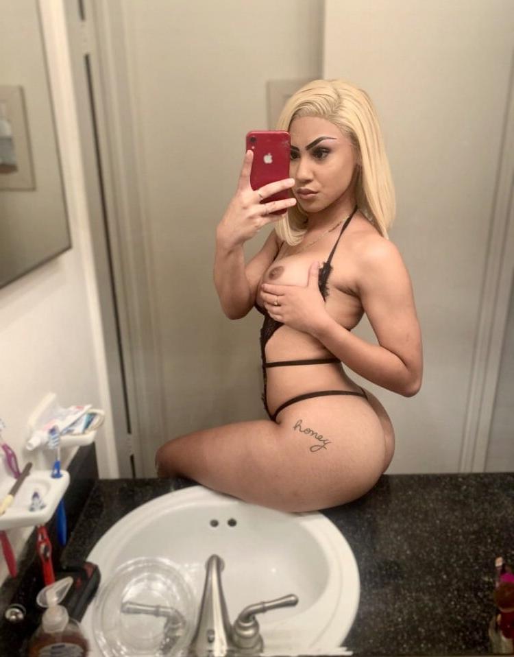 25P JULERRI......LIL LATINA BOOTY MEAT