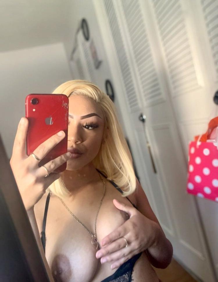 25P JULERRI......LIL LATINA BOOTY MEAT