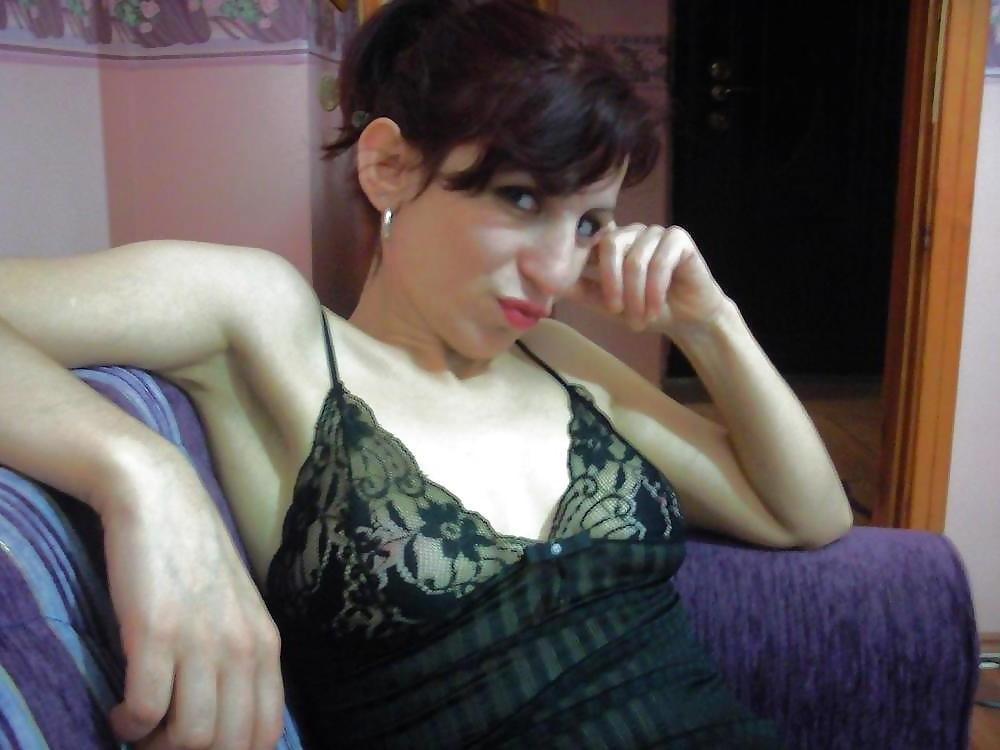 25P Turkish MILFS Mom Evli Orosbu Turkey