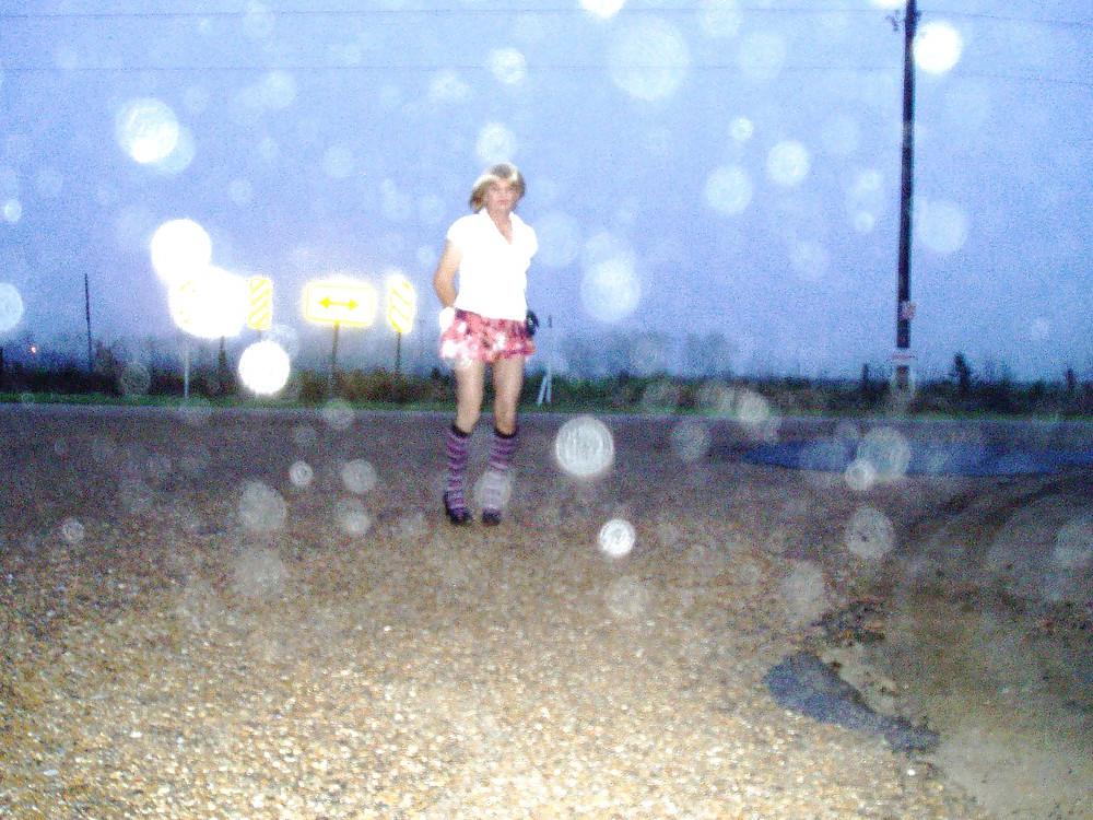 9P Crossdresser in public  