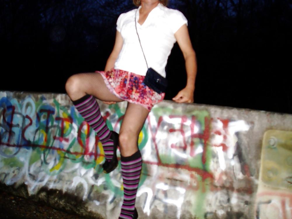 9P Crossdresser in public  