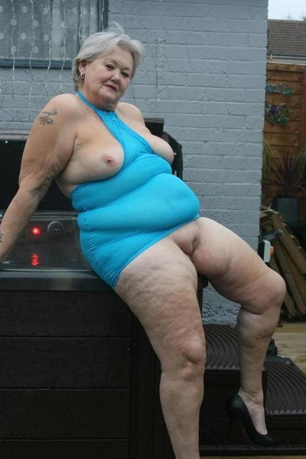 25P hot pussy n big clit's
