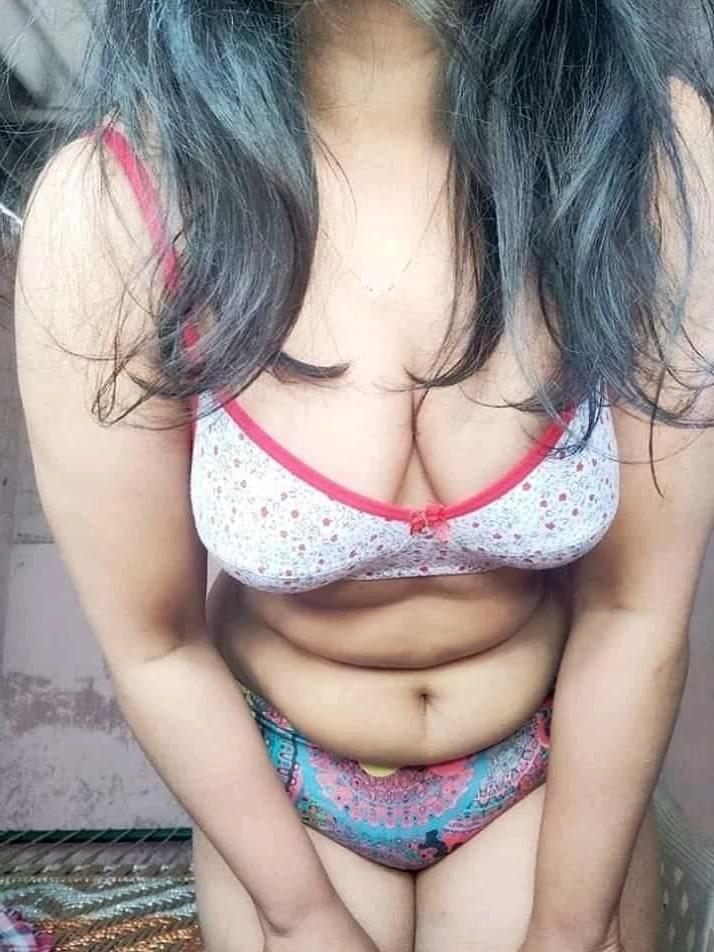 25P Big boobs