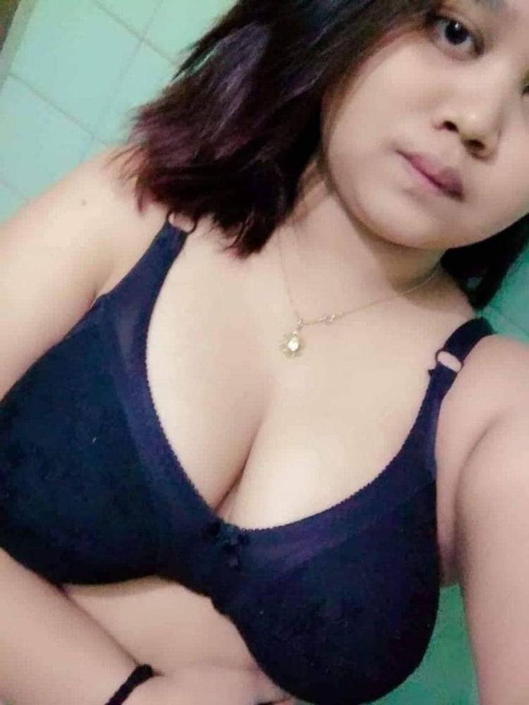 25P Big boobs