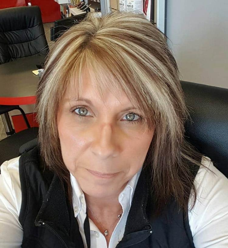 10P GILF cum target Judy