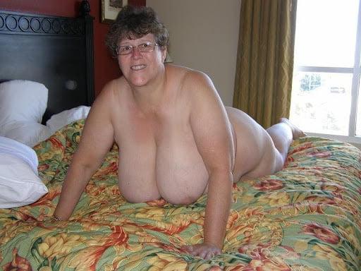 25P Big Boobs Mature 37