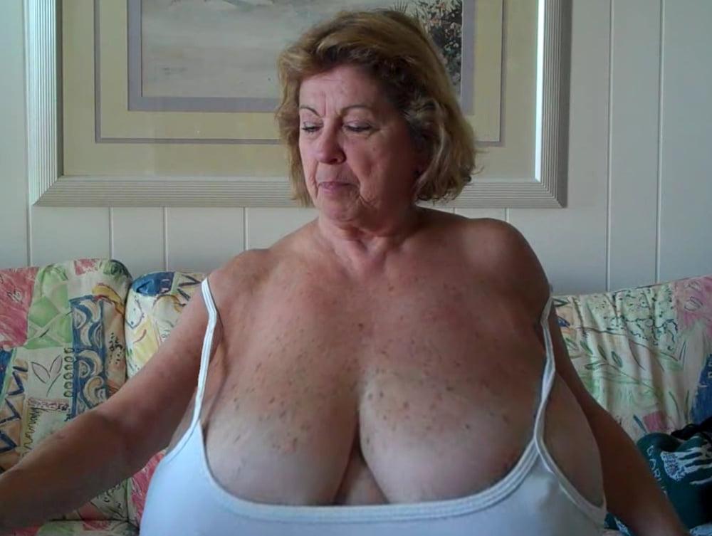 25P Big Boobs Mature 37