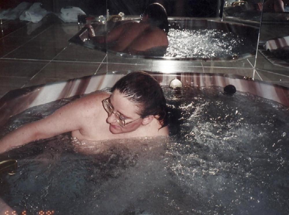 25P 2 whores that like to be used as cum dumps