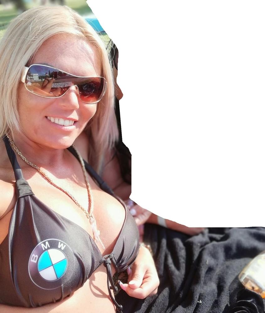 25P HUN MAGYAR SEXY MILF 77 GOLDDIGGER SLUT MOM