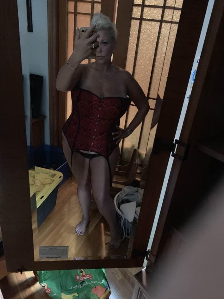 6P My Friend's Mom