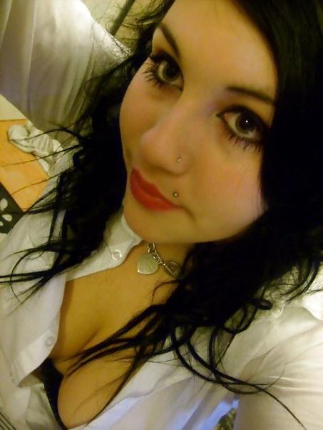 13P Big Boobs UK Slut