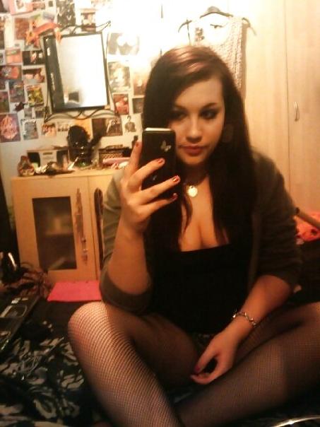 13P Big Boobs UK Slut