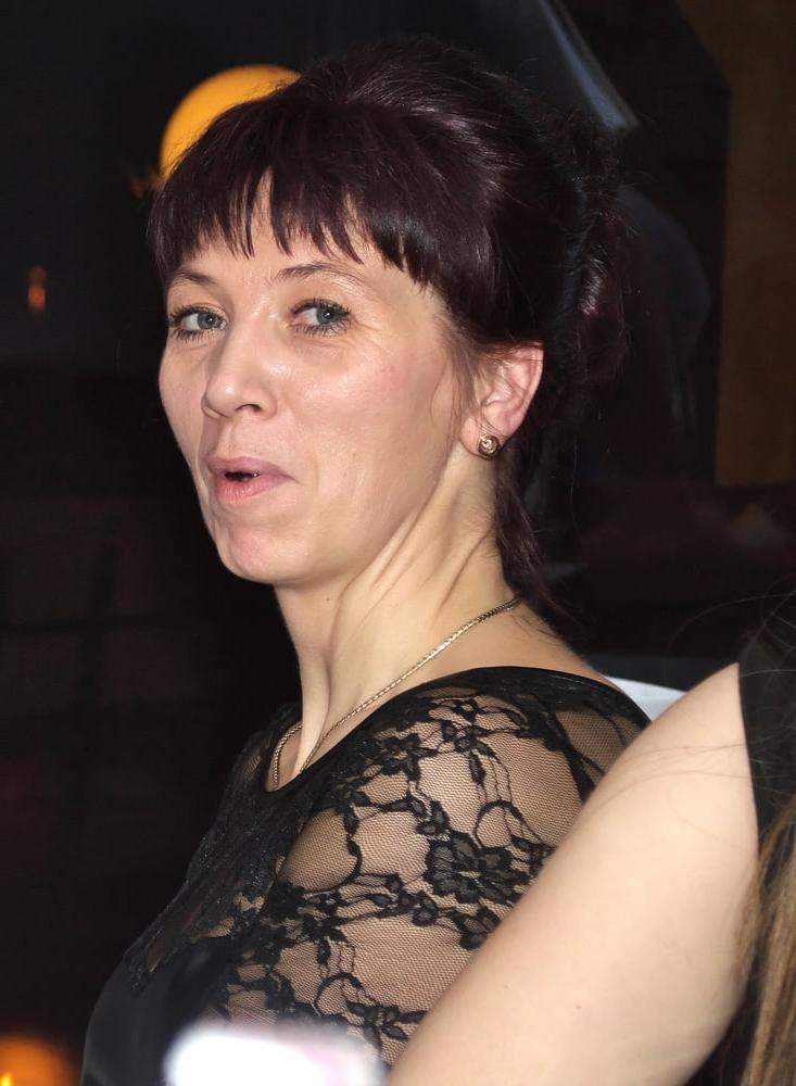 25P Mature Faces To Shoot Your Load Over 2
