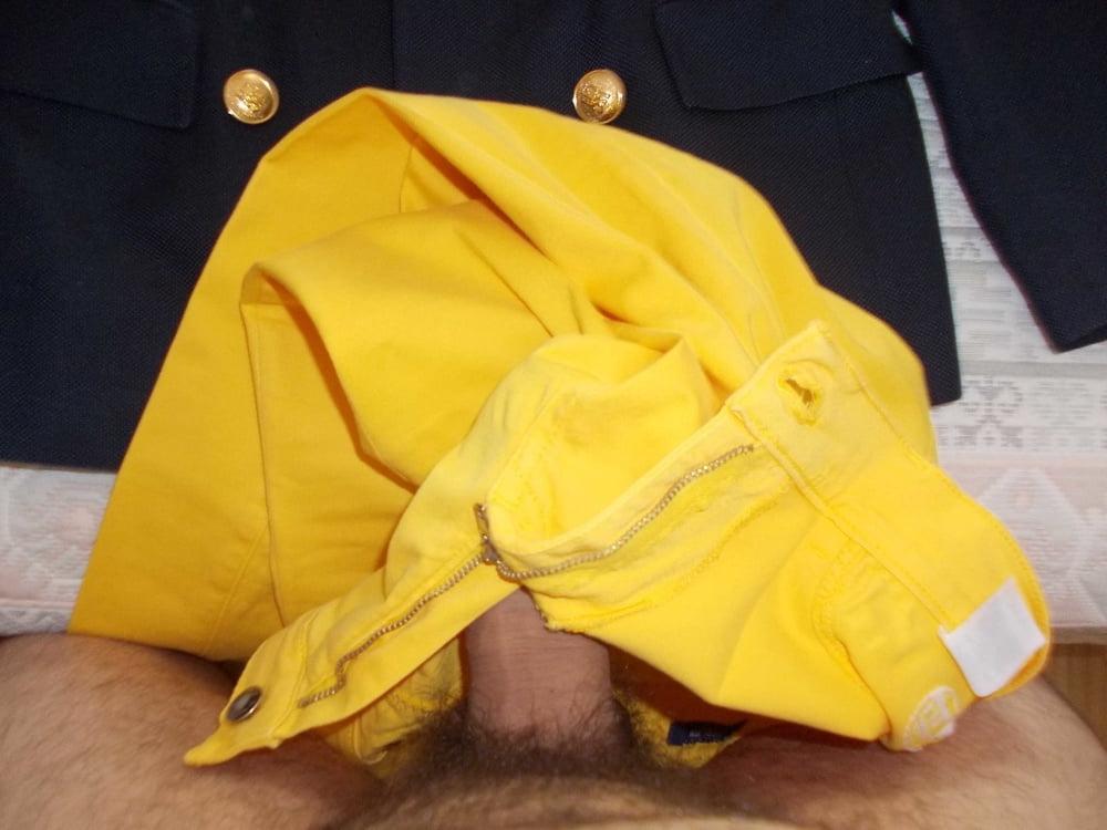 11P Mom in law cocked clothes