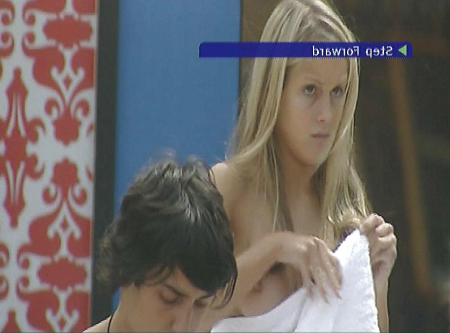 25P Celeb Nip slip, Bikini and UpSkirt