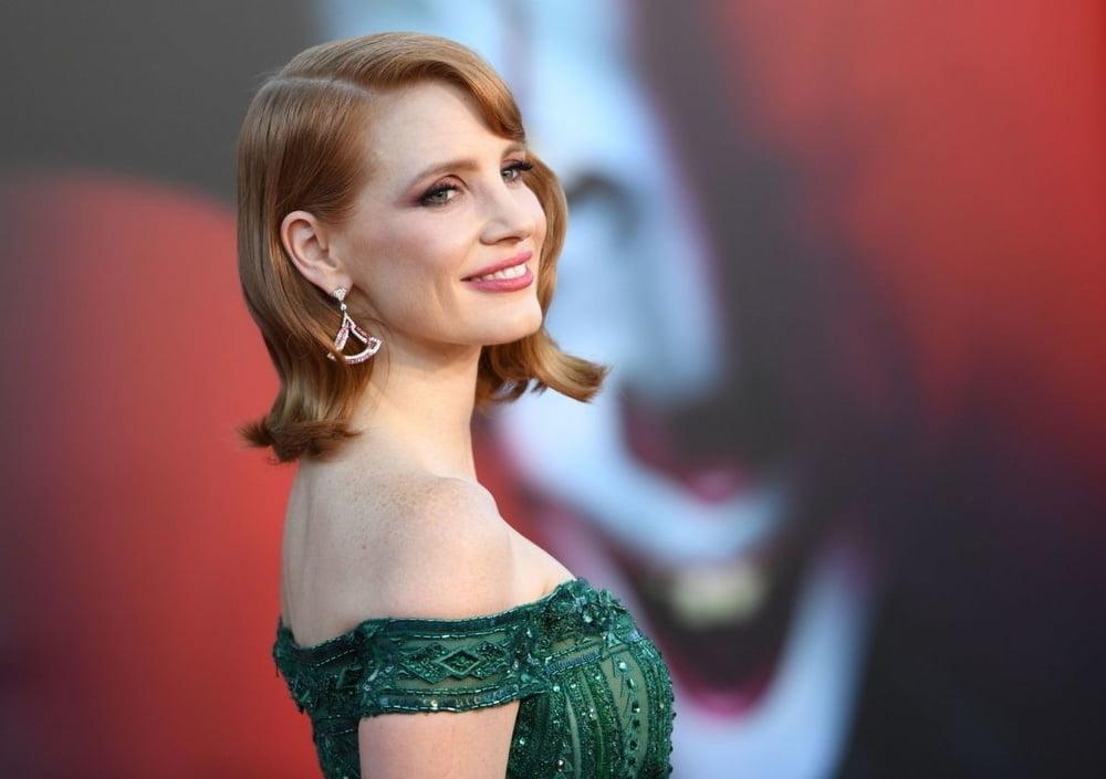 25P Jessica Chastain Cum Museum