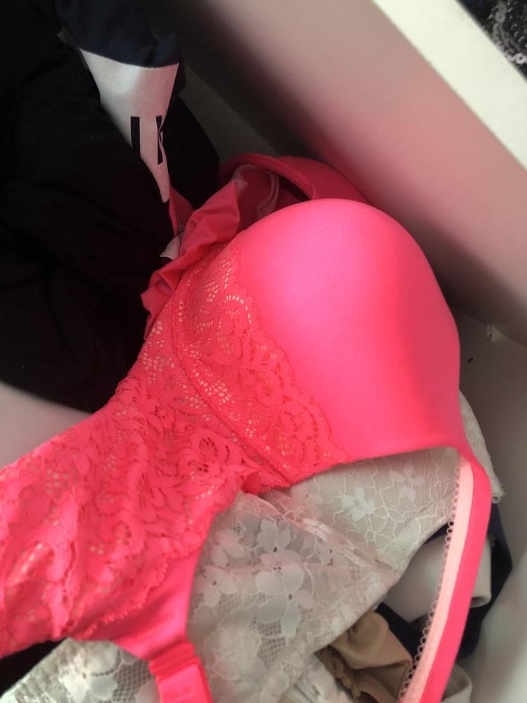 8P My gf big boobs