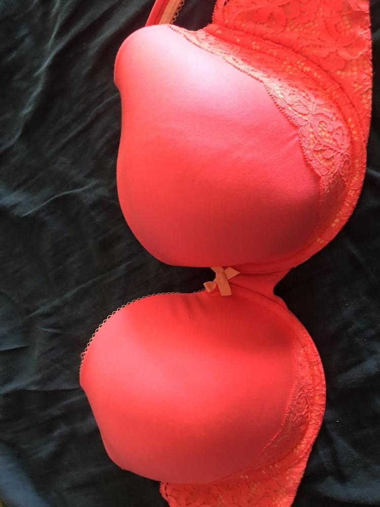 8P My gf big boobs