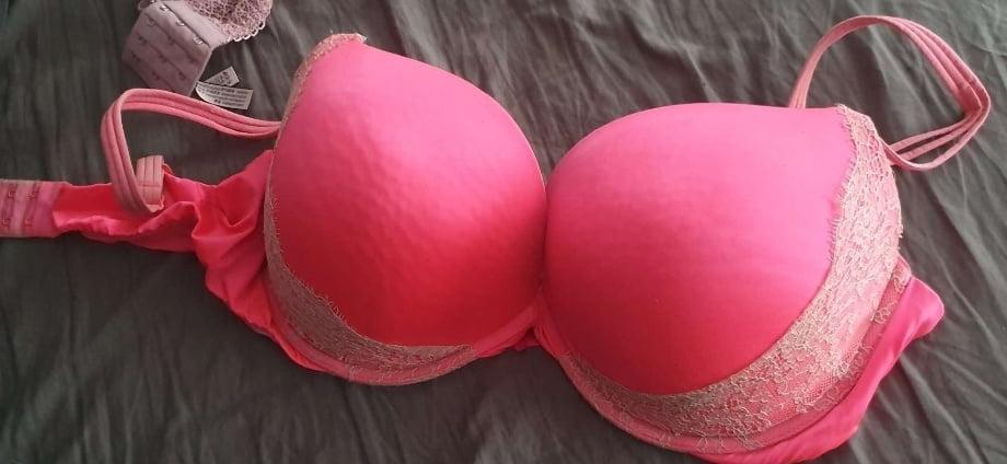 8P My gf big boobs