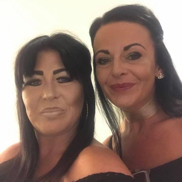 25P Mature Faces To Shoot Your Load Over