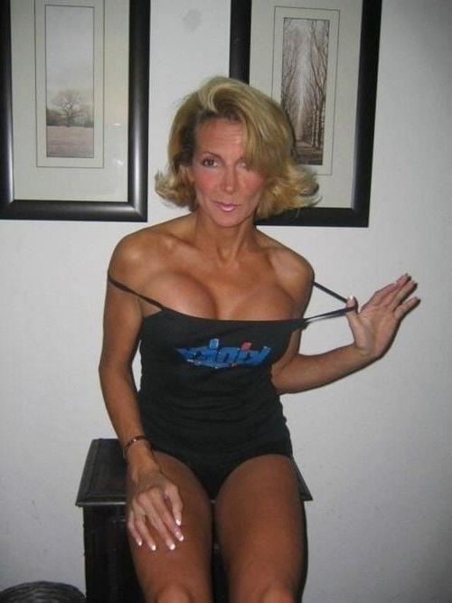 25P Your Hot Slutty Mom 5