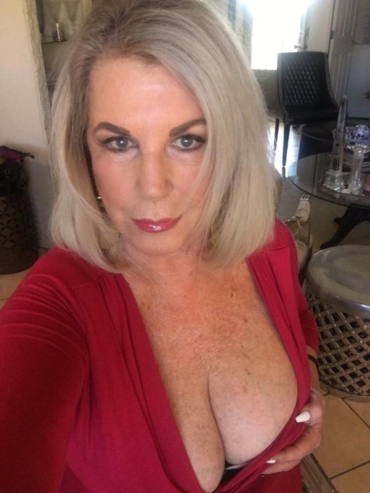 25P Your Hot Slutty Mom 5