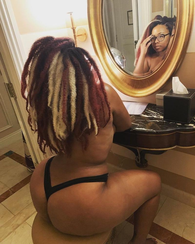 5P Booty on Herrr 17