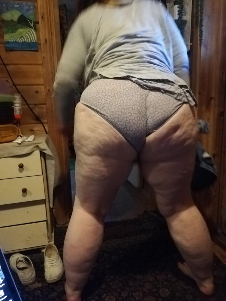 25P Hot  MoM